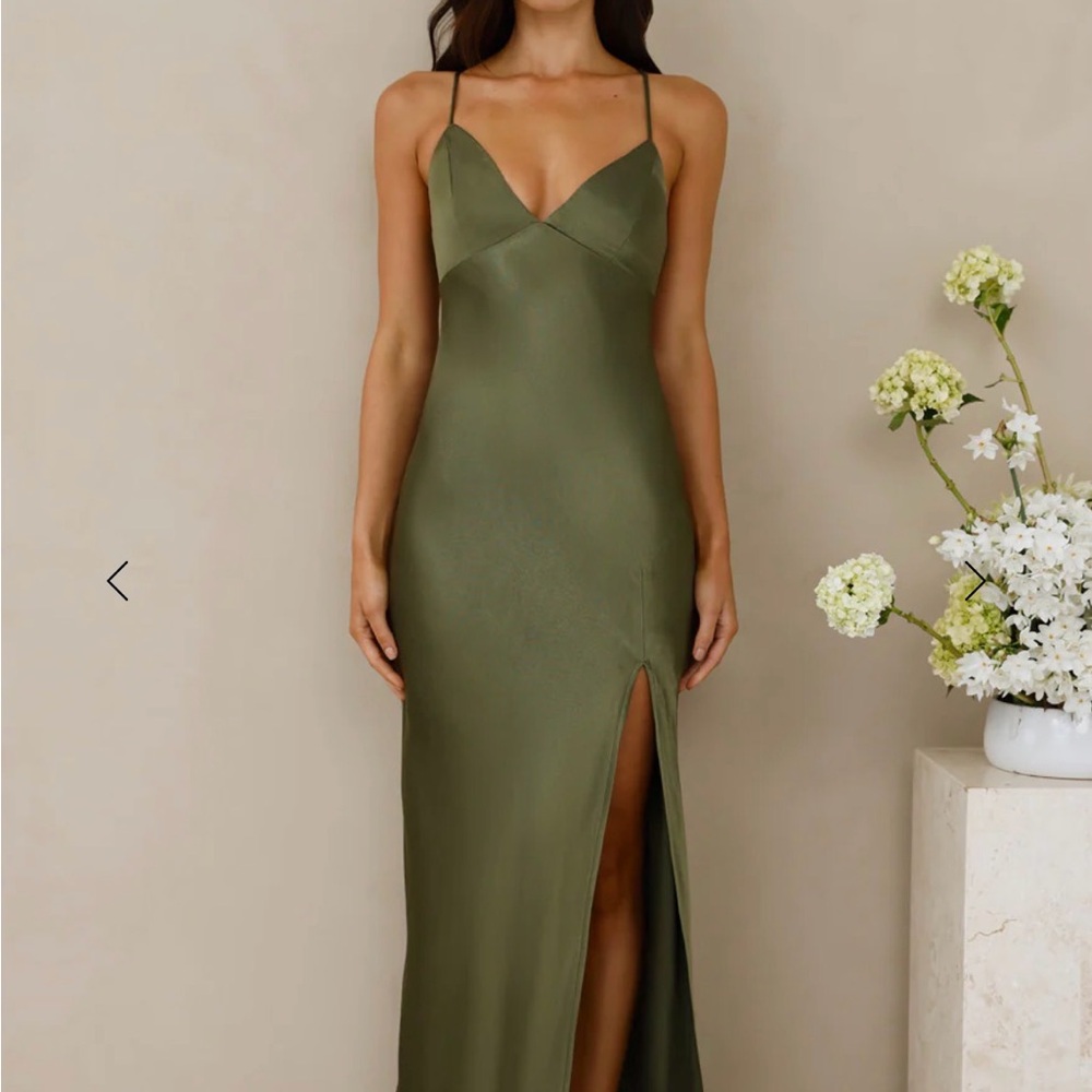 Hello Molly The Sophia Satin Maxi Dress Olive Green (M)